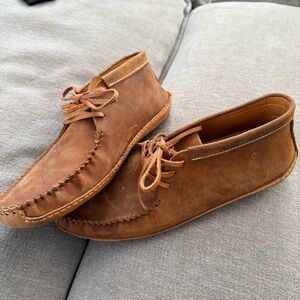 EUC Silent Pursuit Men’s 12 leather moccasins